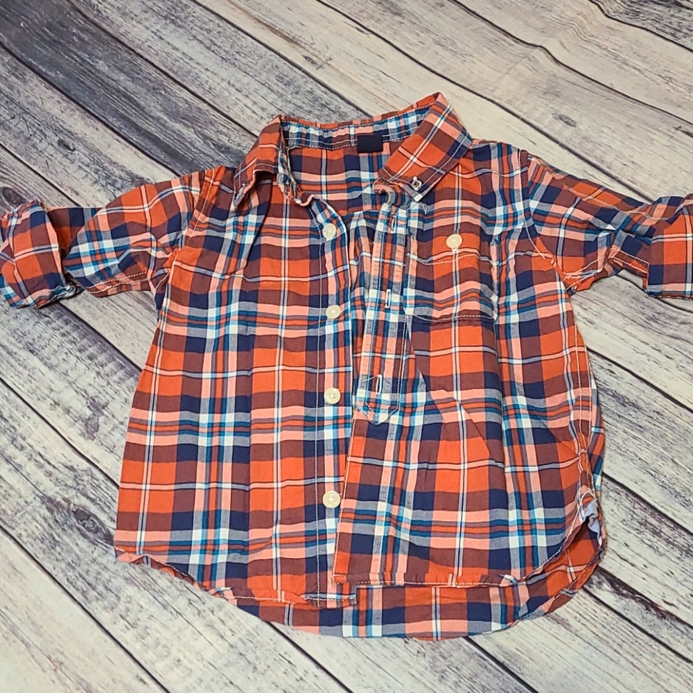 Gap plaid roll up sleeve shirt, size 3TI